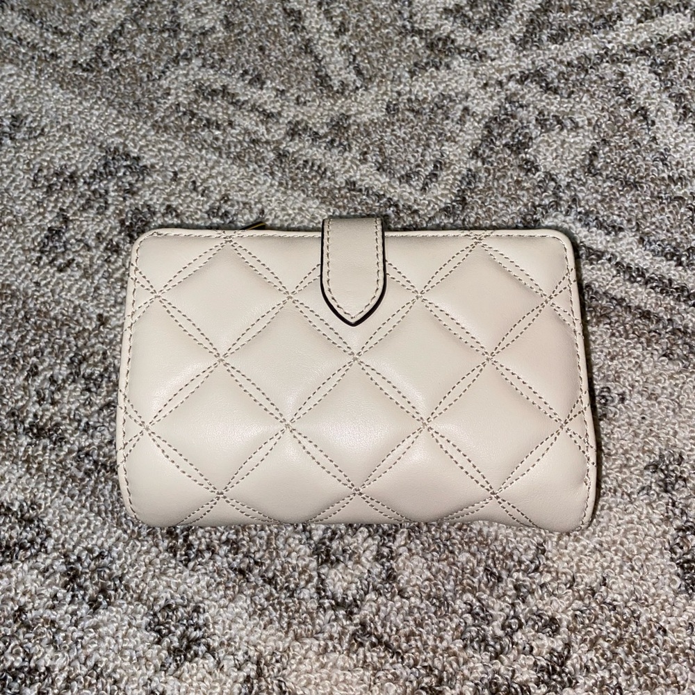 Kate Spade Wallet - Picture 2 of 6